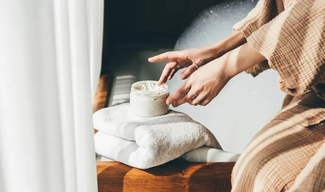 Sono de Beleza: 7 Hábitos Noturnos para uma Pele Renovada