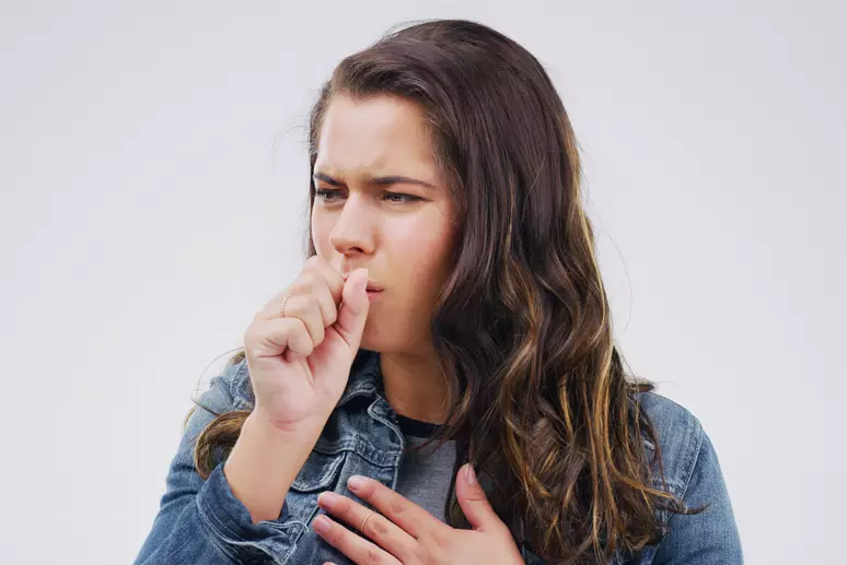 Coqueluche: Uma Doença Respiratória Altamente Contagiosa e Prevenível