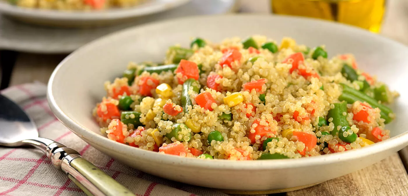 Salada de Quinoa com Legumes